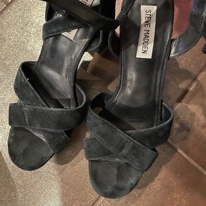 Black heels Steven Madden